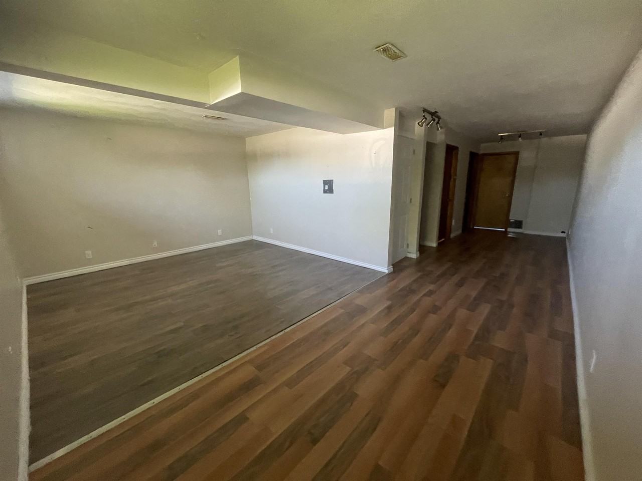 1028 Denise St - Photo 3 of 8