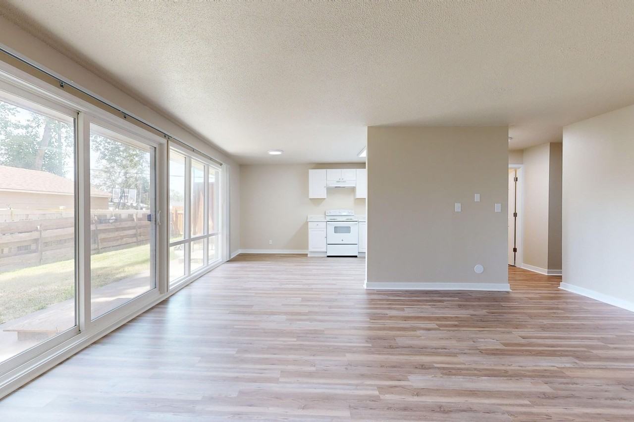 Roosevelt212 - Photo 5 of 30