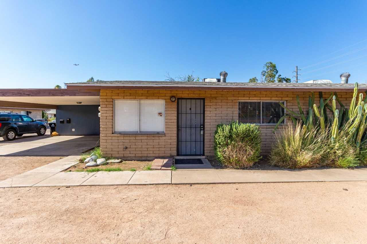 McClintock Dr. 1204 - Photo 2 of 26