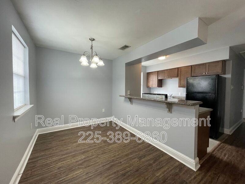 5500 Dianna Dr #1 - Photo 3 of 12