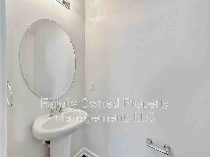 133 Wild Holly Dr - Photo 4 of 27