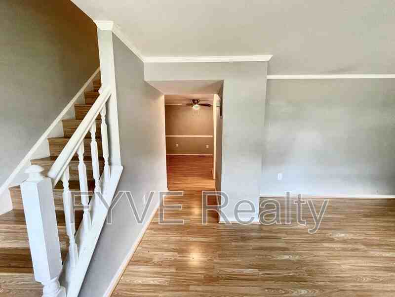 134 Oak Tree Ln - Photo 2 of 16