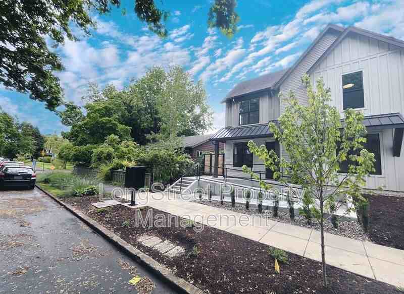 6129 Se 45th Ave - Photo 3 of 18