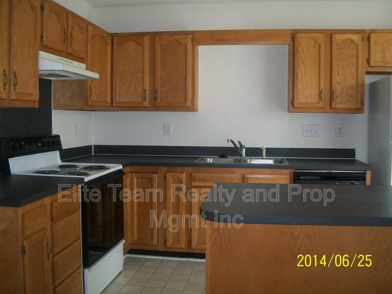 9134 Charminster Ct - Photo 2 of 12
