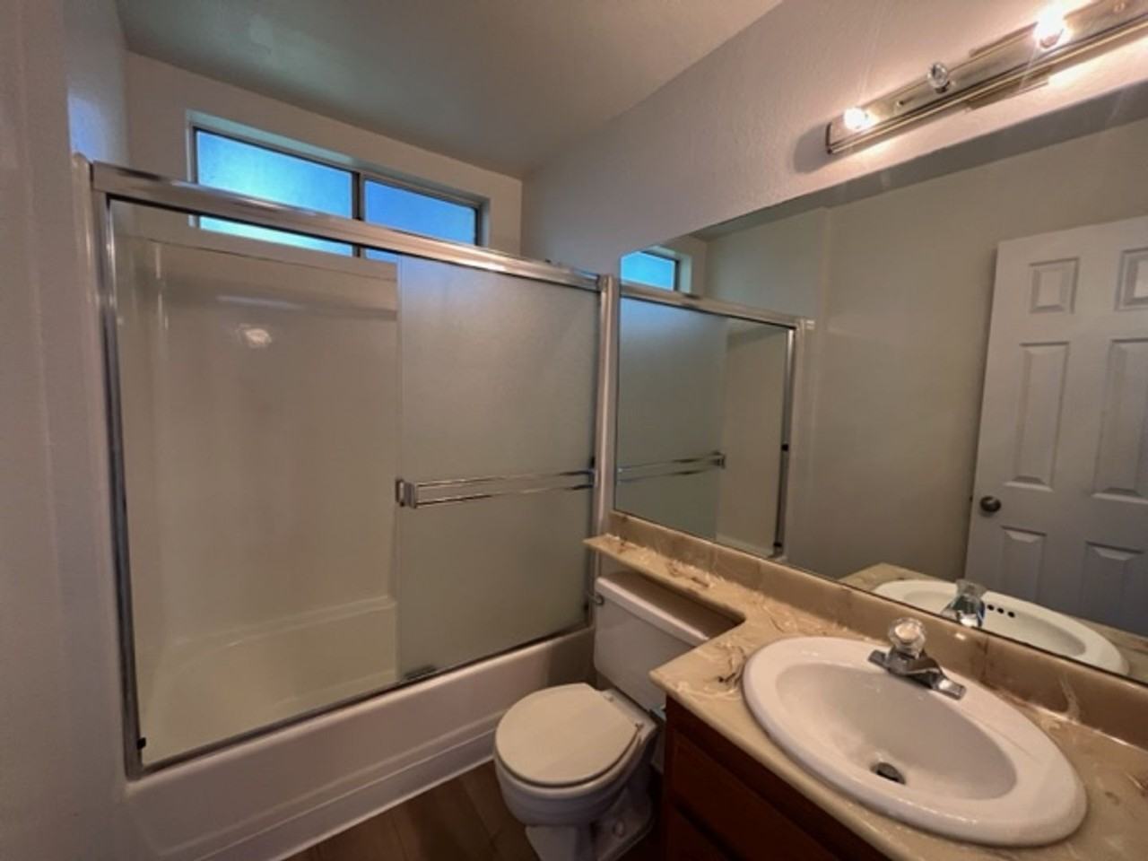 2825 3rd Ave #402 - Photo 6 of 9