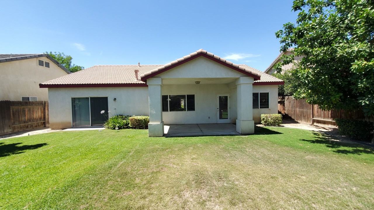 11015 Vista Del Luna Dr - Photo 4 of 21