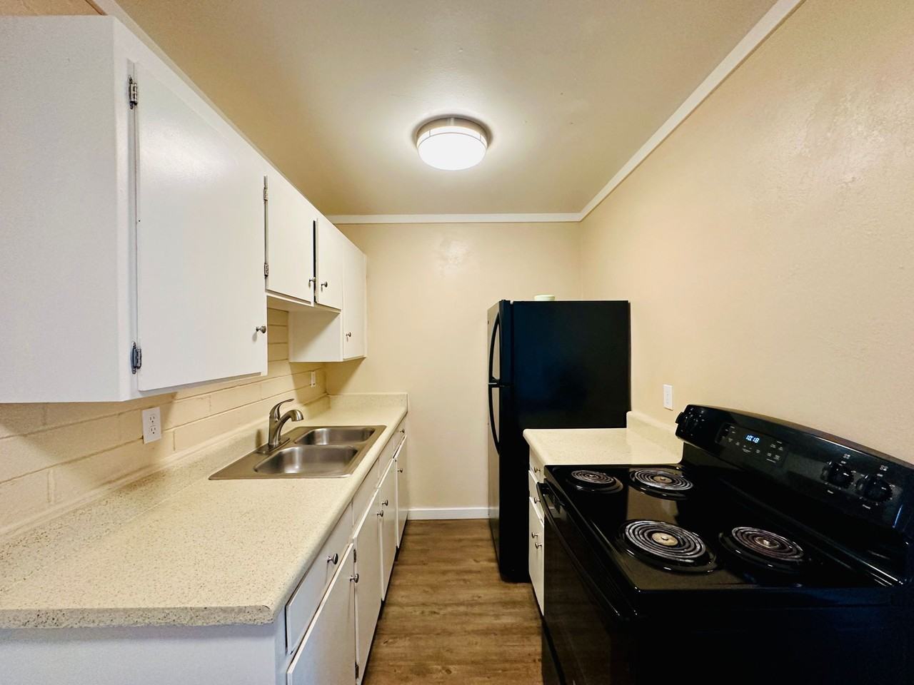 Bel Air Apartments - Photo 4 of 16