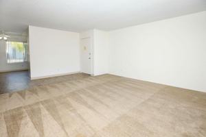 featured image of 1925 E Grand Ave