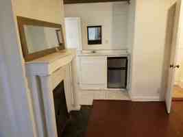 featured image of 201 E 31st St