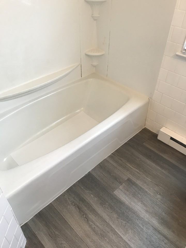 102 N Grove Ave - Photo 3 of 11