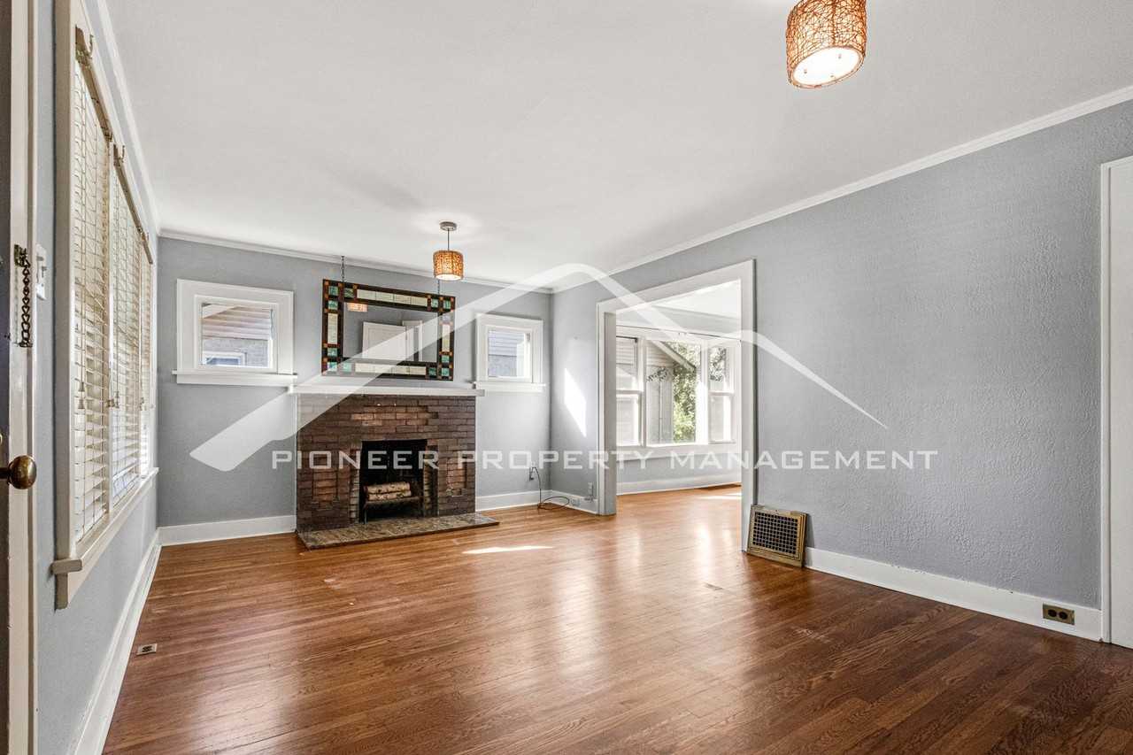 1417 S University Blvd - Photo 2 of 19