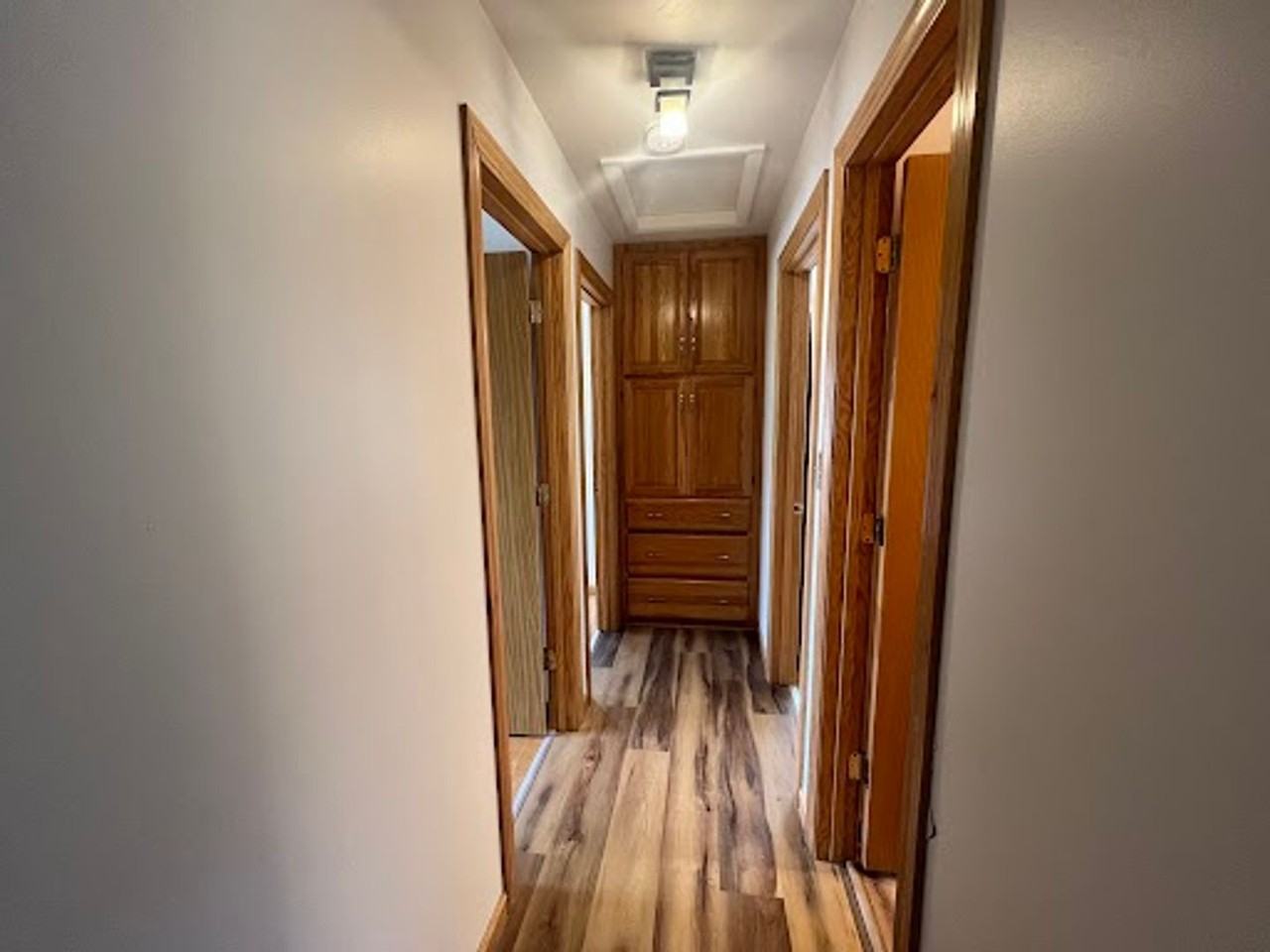 608 W Benton St - Photo 5 of 21