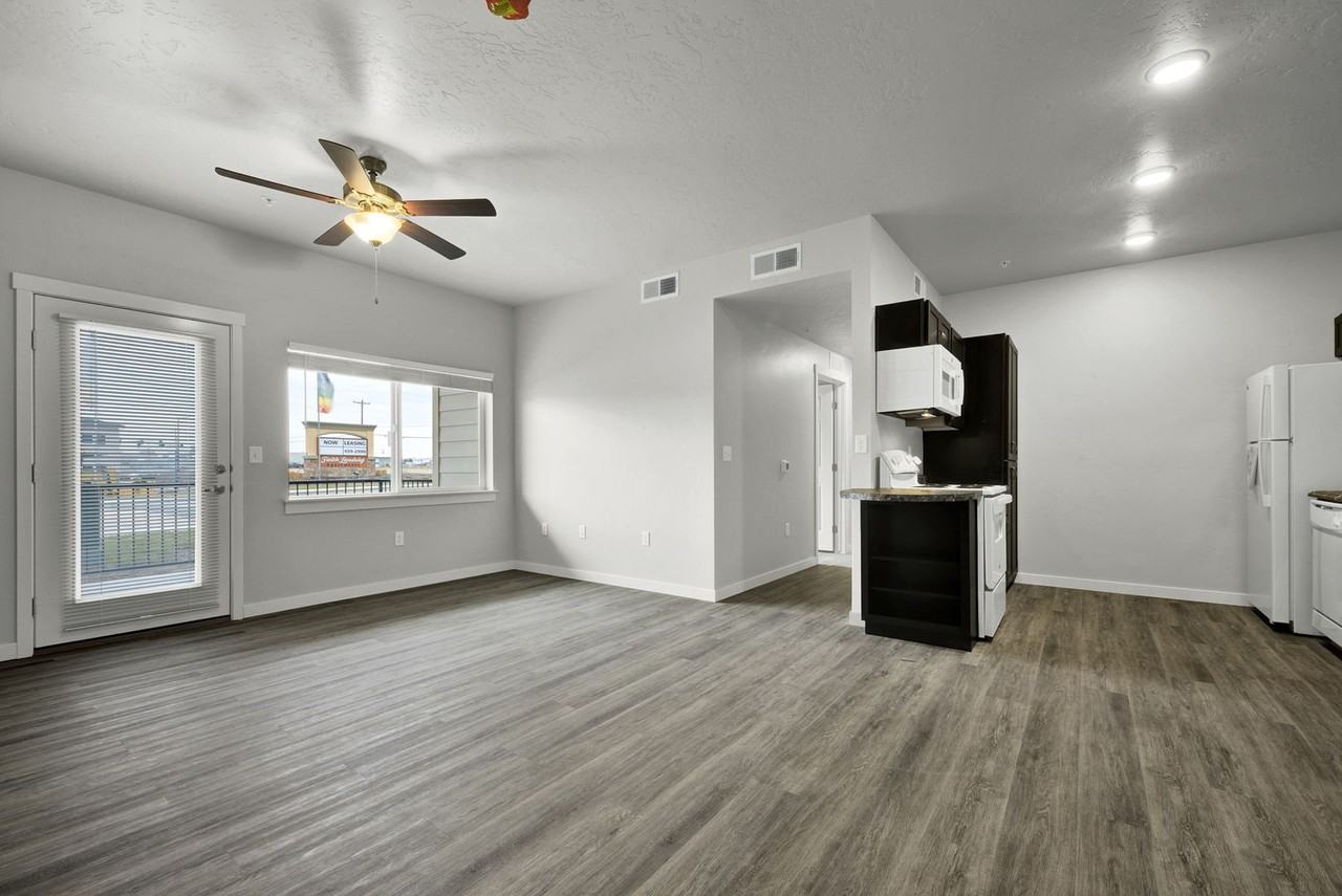 308 ISAIAH - Photo 2 of 13