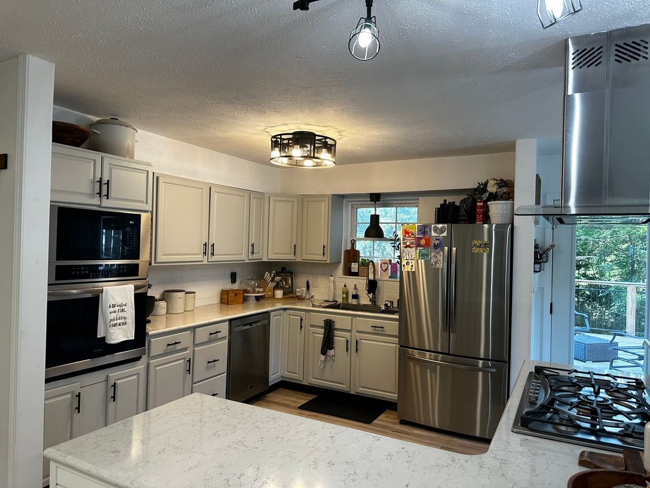 44 Stonemont Rd - Photo 3 of 21