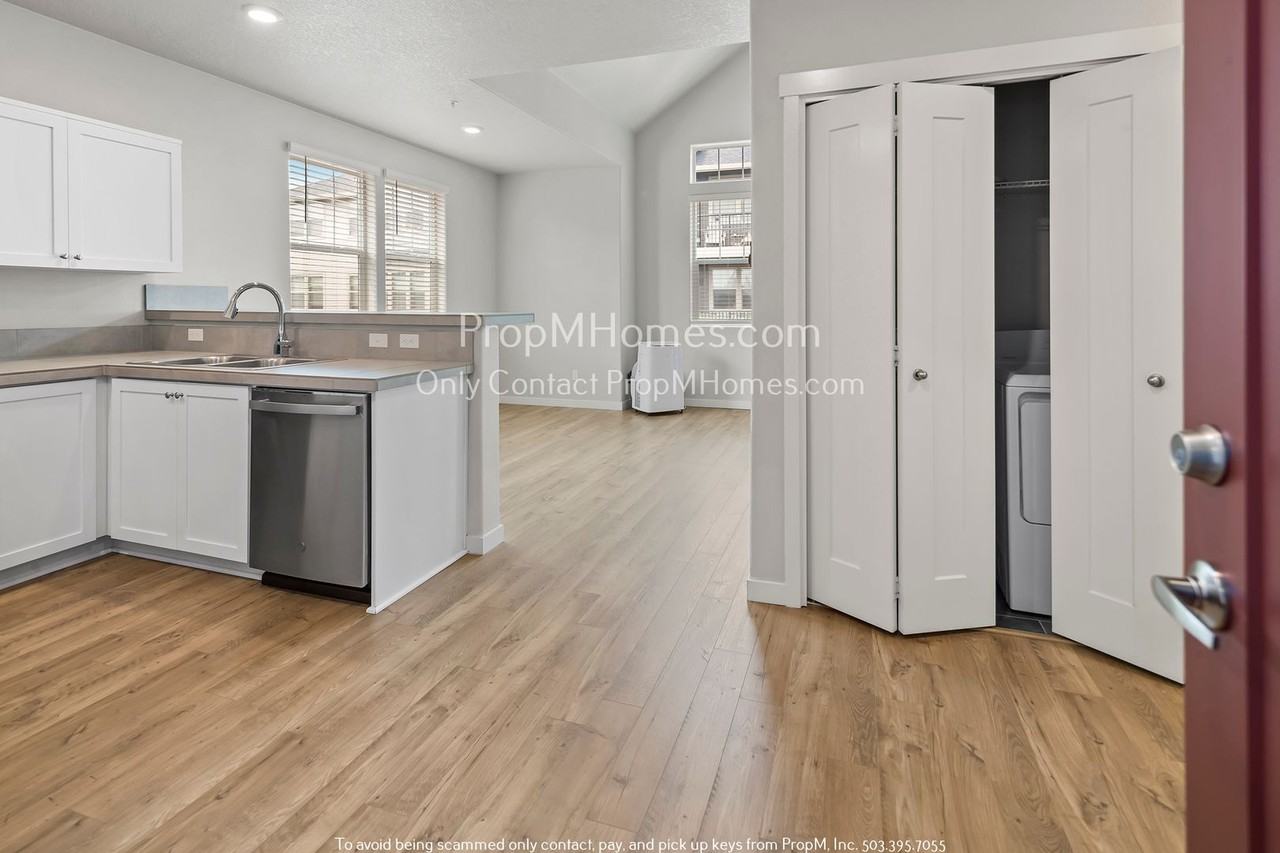 17149 Southwest Snowdale Street #G302 - Photo 2 of 16