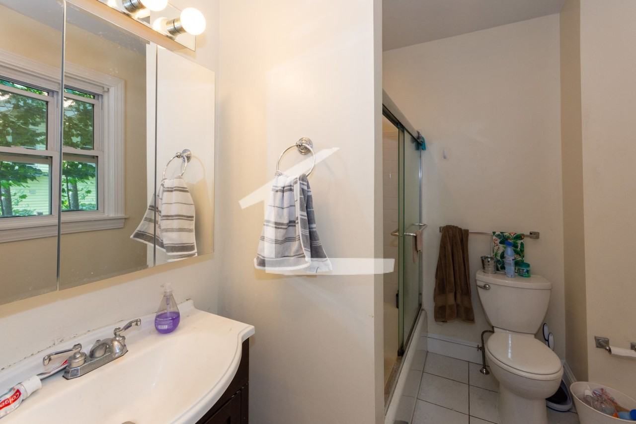 1793 Commonwealth Ave - Photo 7 of 22