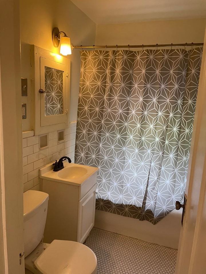 45 Pinehurst Ave - Photo 3 of 10