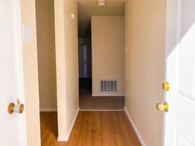 Spacious 2 Bedroom Apartment on Bus Line - Photo 1 of 1