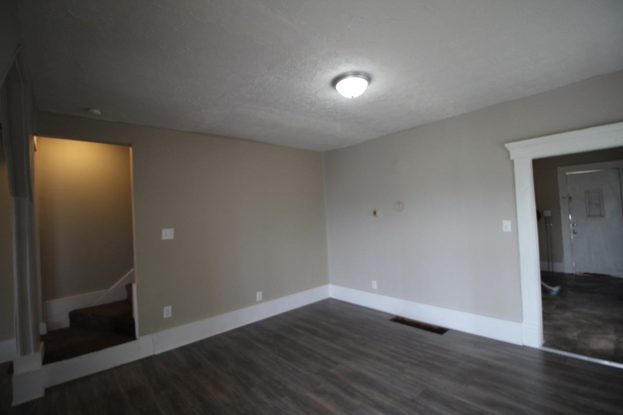 365 E Barthman Ave - Photo 3 of 9