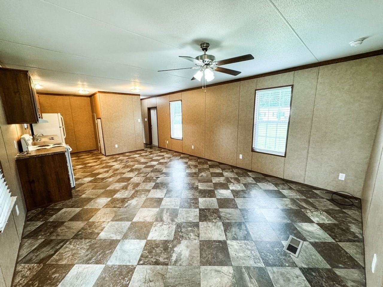 Choudrant Properties - Photo 2 of 12