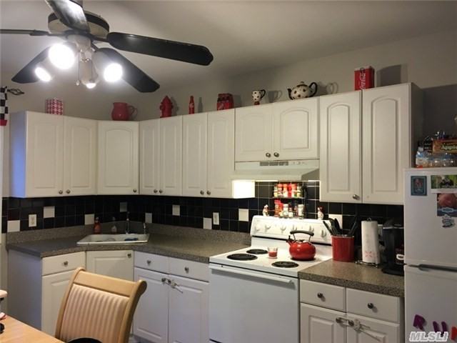 120 Pine St - Photo 3 of 12