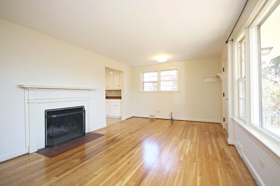 Forest Ridge Rd 1401 - Photo 3 of 16