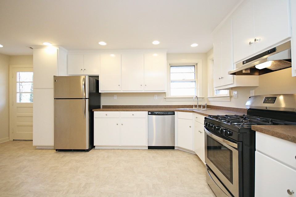 1401 Forest Ridge Rd #A - Photo 4 of 16