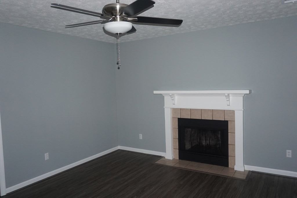 5530 Hunter Rd - Photo 2 of 9