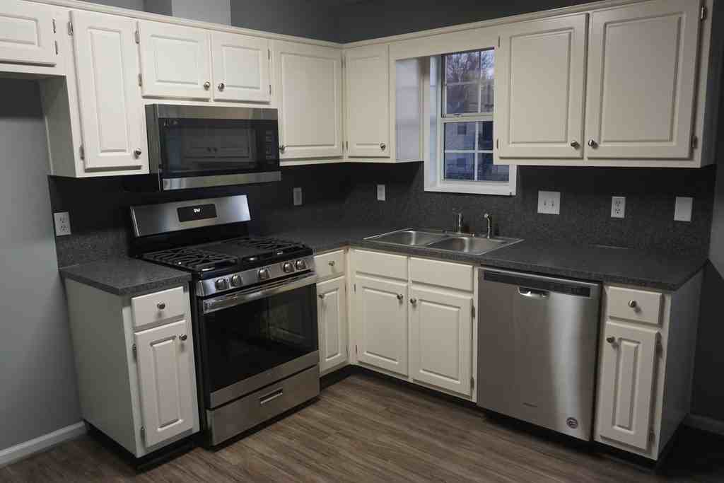 5530 Hunter Rd - Photo 5 of 9