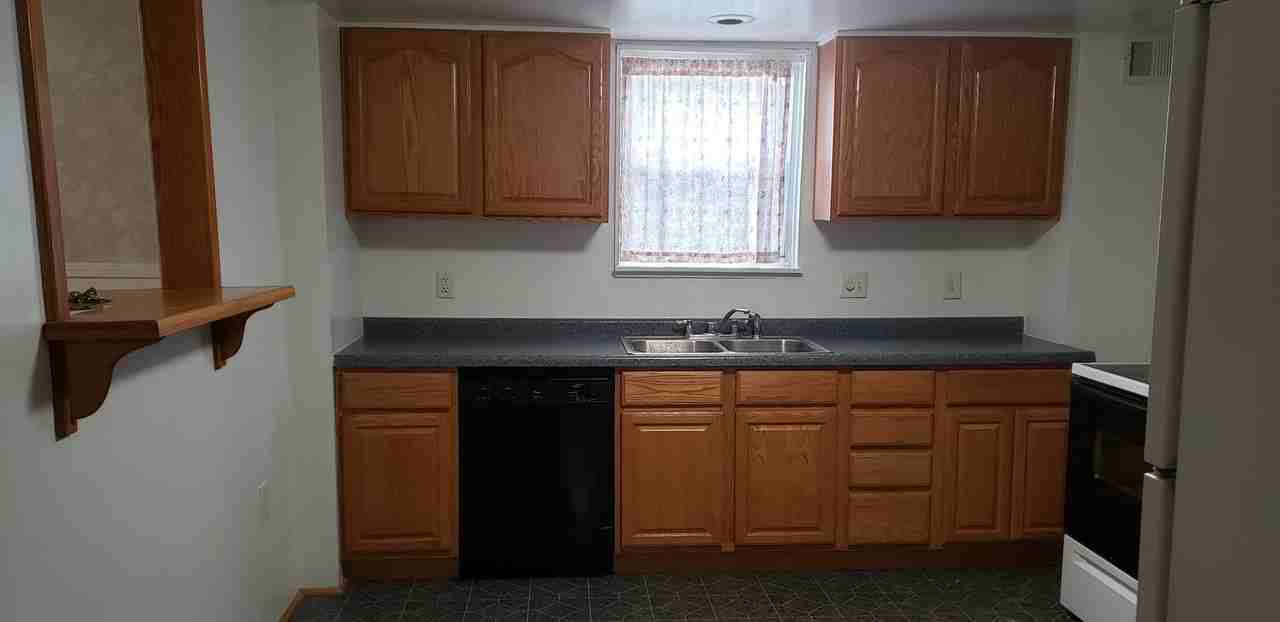 212 212 S Emerson Ave-1 - Photo 3 of 8