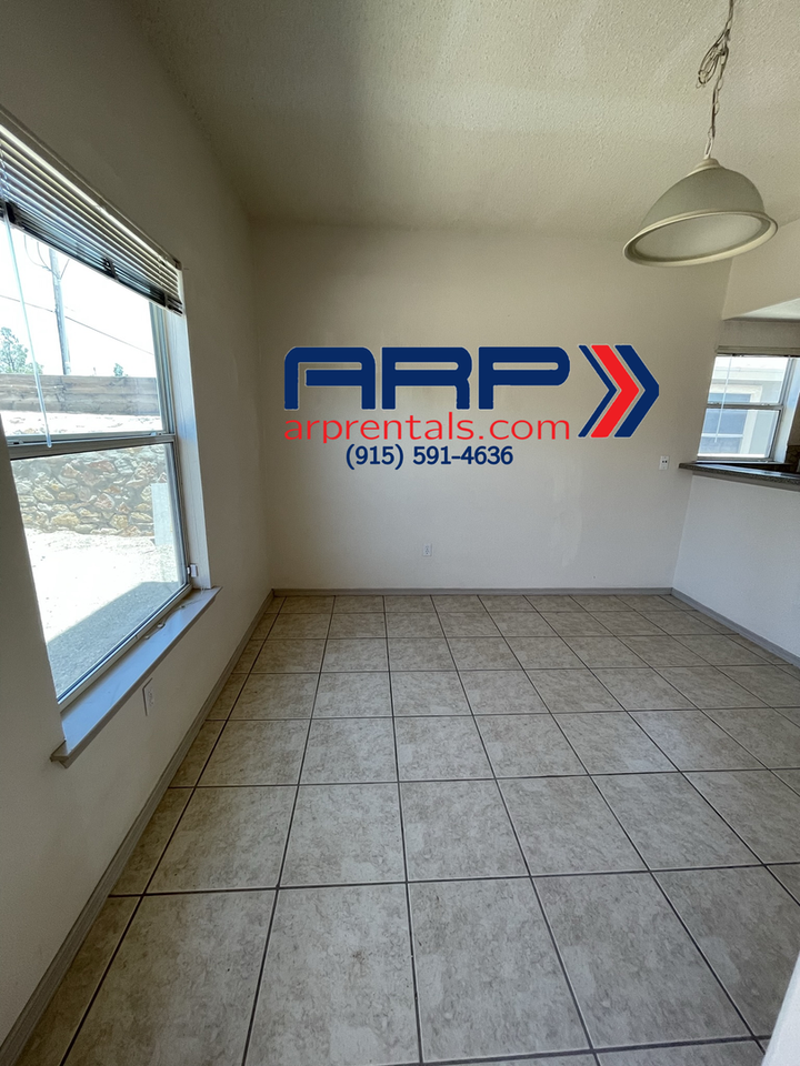 12325 Tierra Arena Dr - Photo 3 of 17