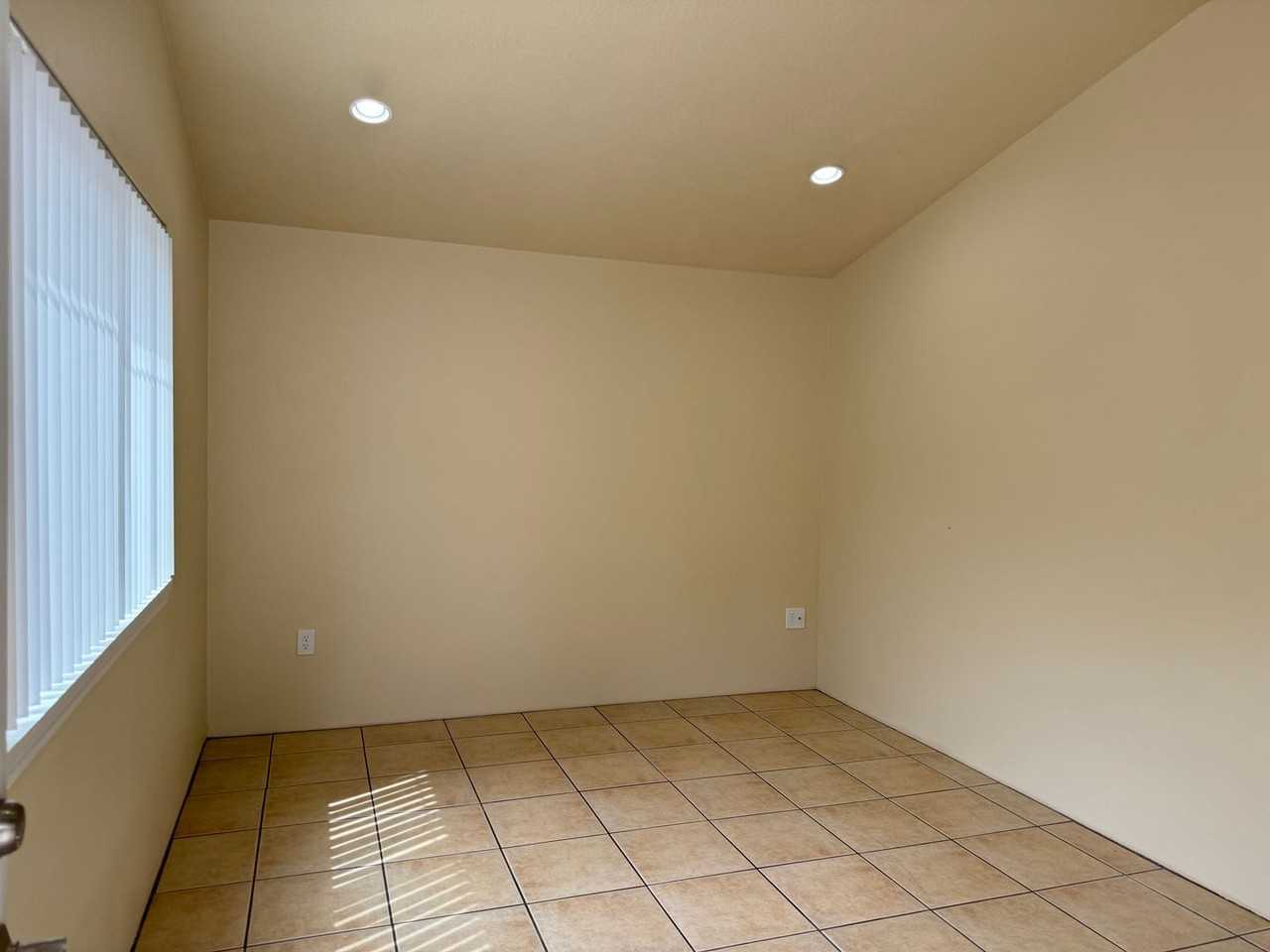 4195 Glacier View Dr - Photo 2 of 29
