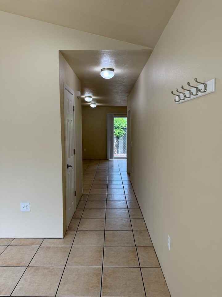 4195 Glacier View Dr - Photo 4 of 29