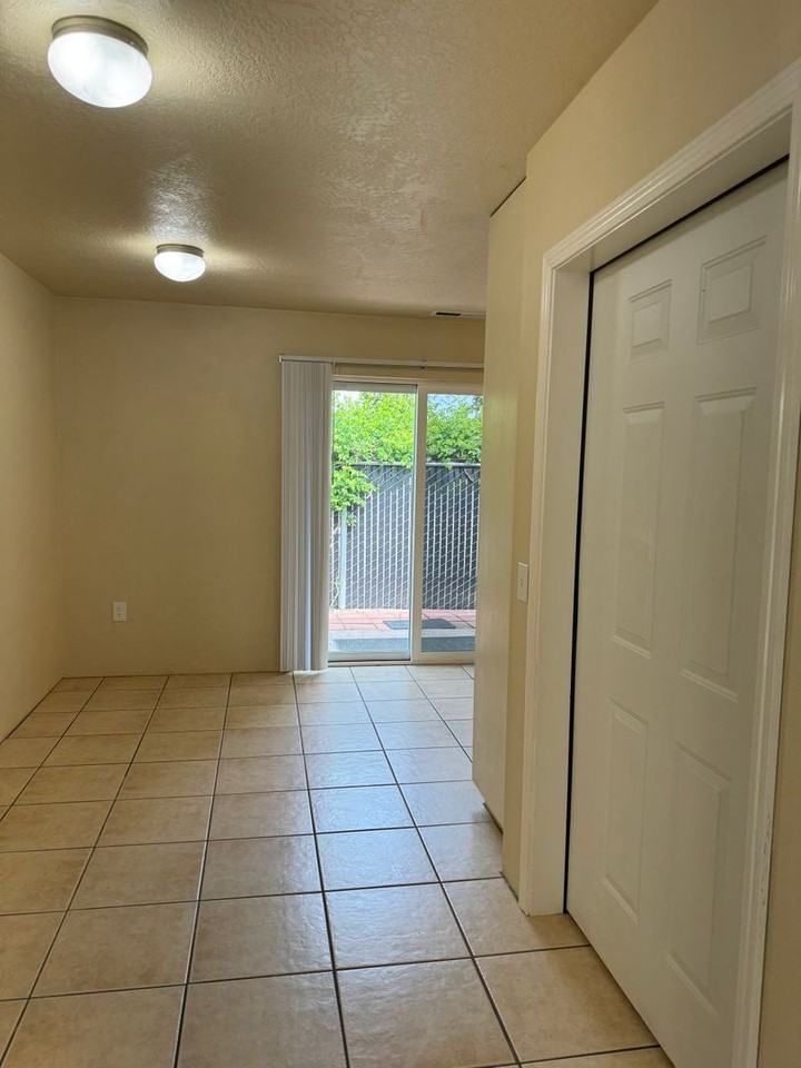 4195 Glacier View Dr - Photo 5 of 29