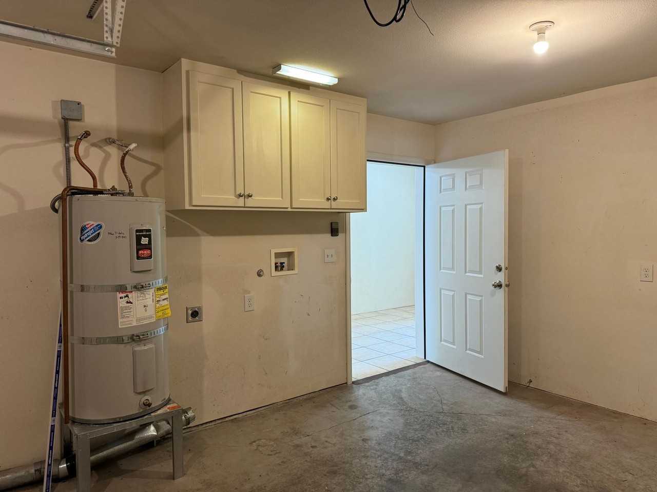 4195 Glacier View Dr - Photo 7 of 29