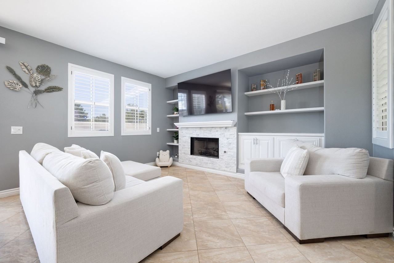 2739 Castlehill Rd #03 - Photo 3 of 18