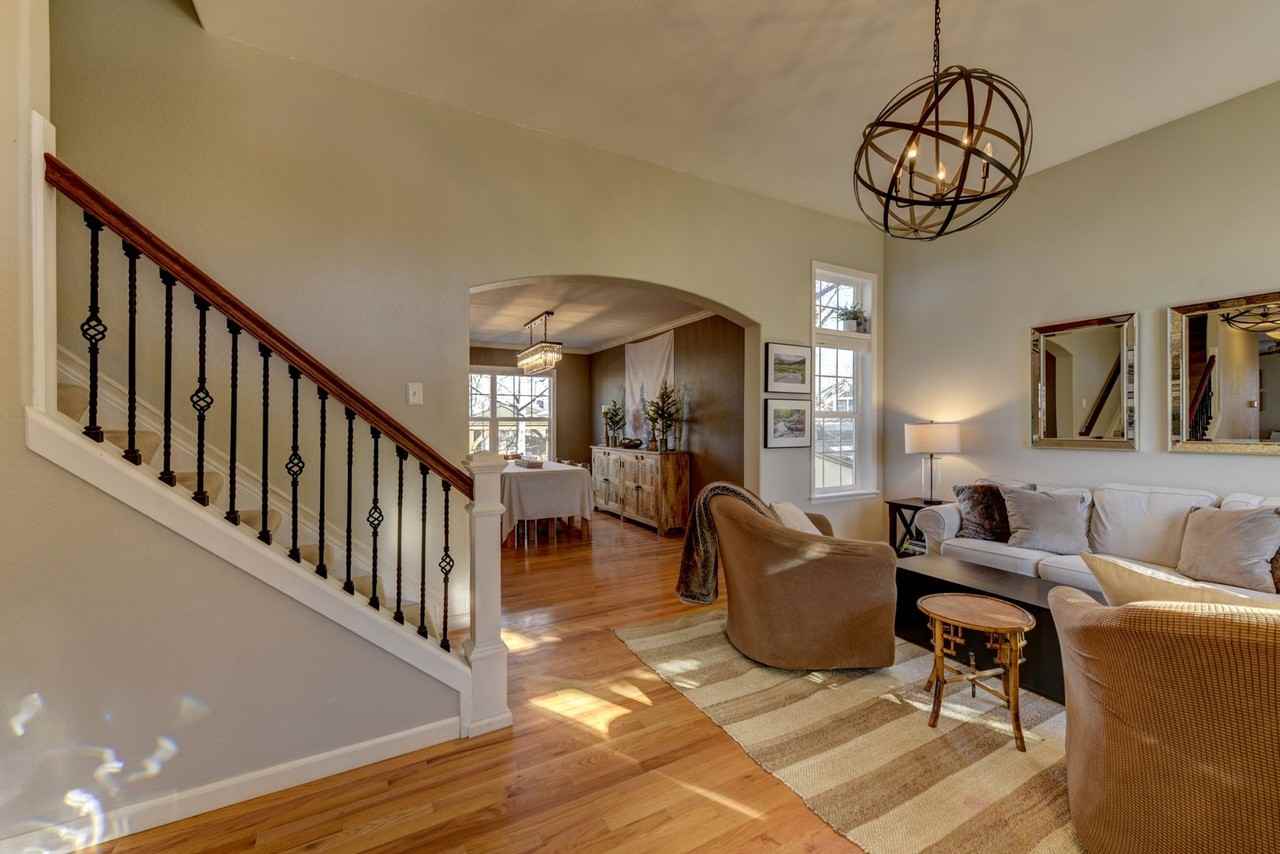 903 Jasmine Pl - Photo 7 of 37