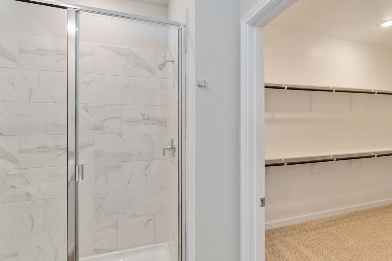 660 Staglin St #B - Photo 2 of 33