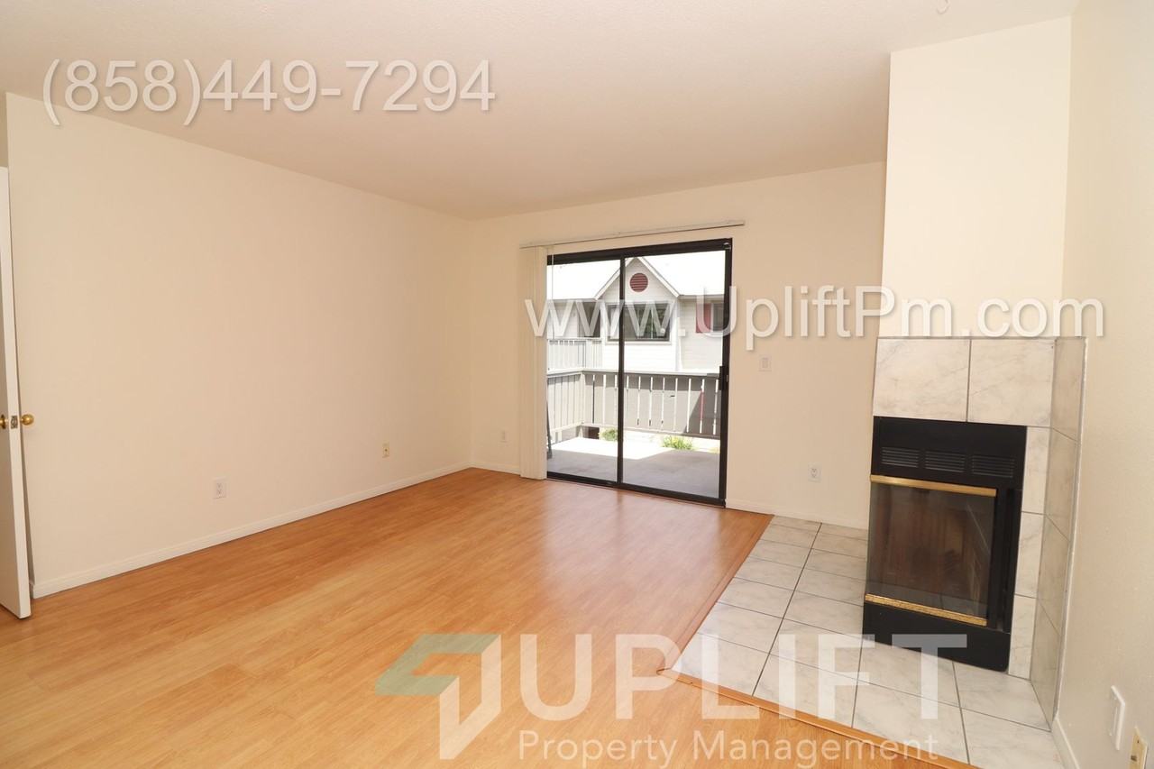 200 Camlau Dr #B - Photo 2 of 18