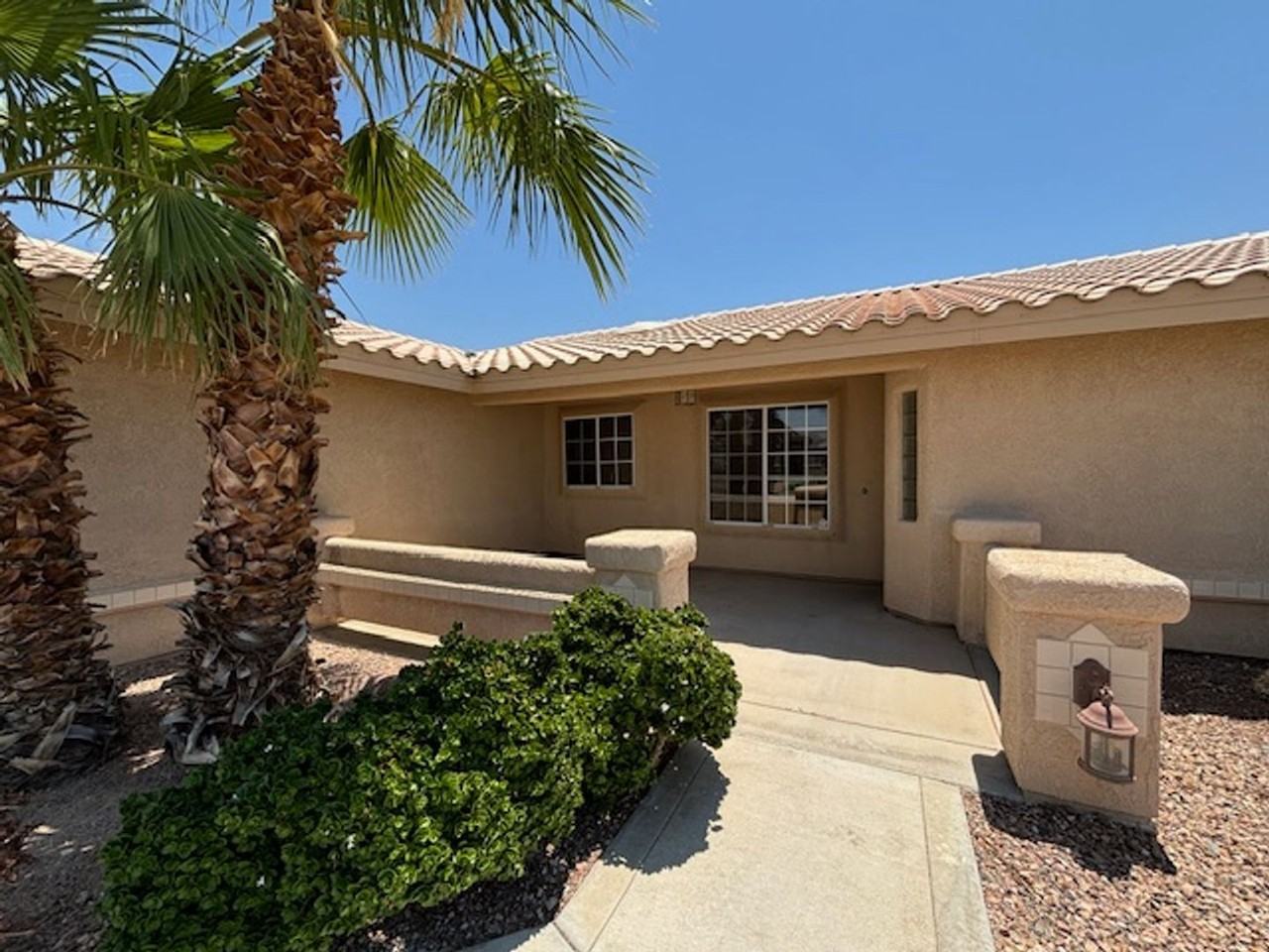3696 Monterey Dr - Photo 2 of 14