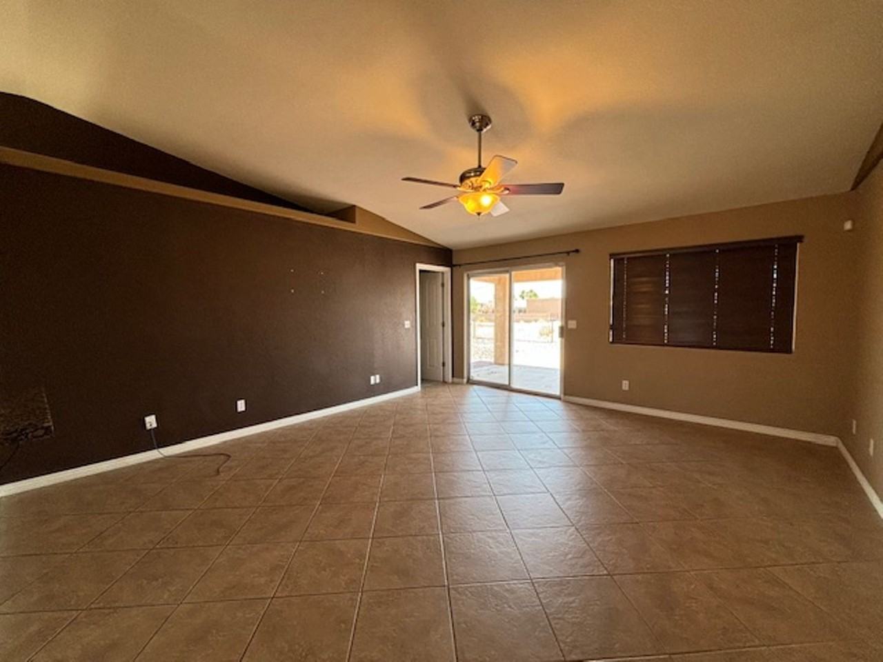 3696 Monterey Dr - Photo 5 of 14
