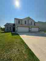 featured image of 3883 Ledyard St