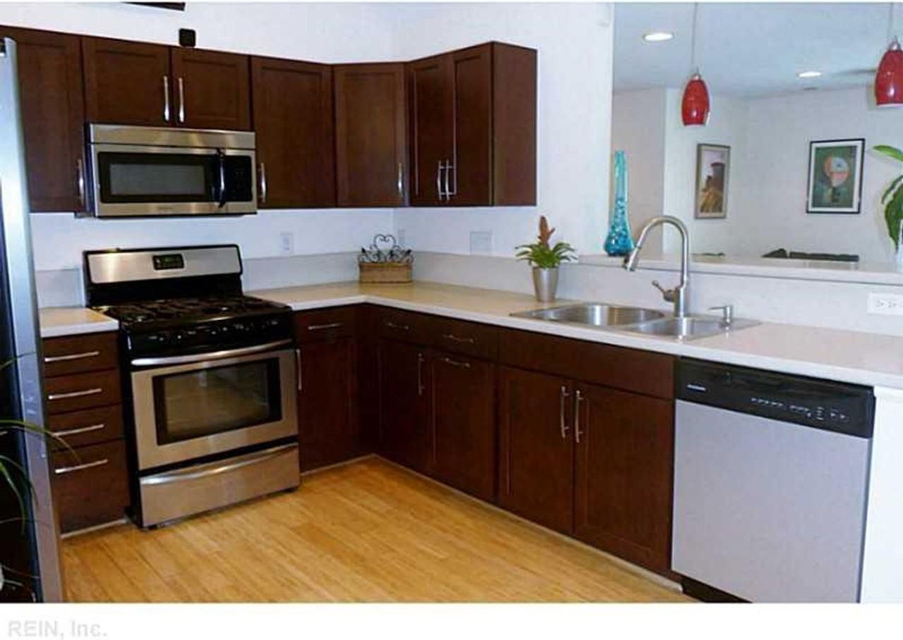 8008 E Glen Rd - Photo 4 of 22