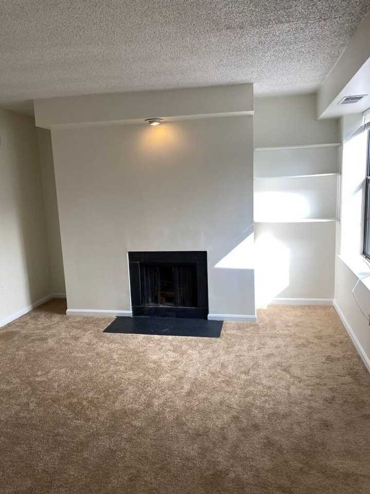 1332 21st St Nw #502 - Photo 4 of 10