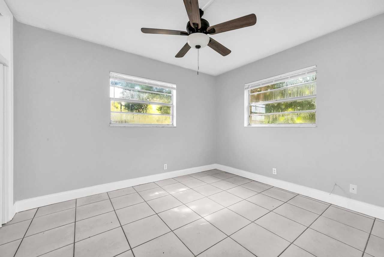 2025 Washington Street - Photo 6 of 50