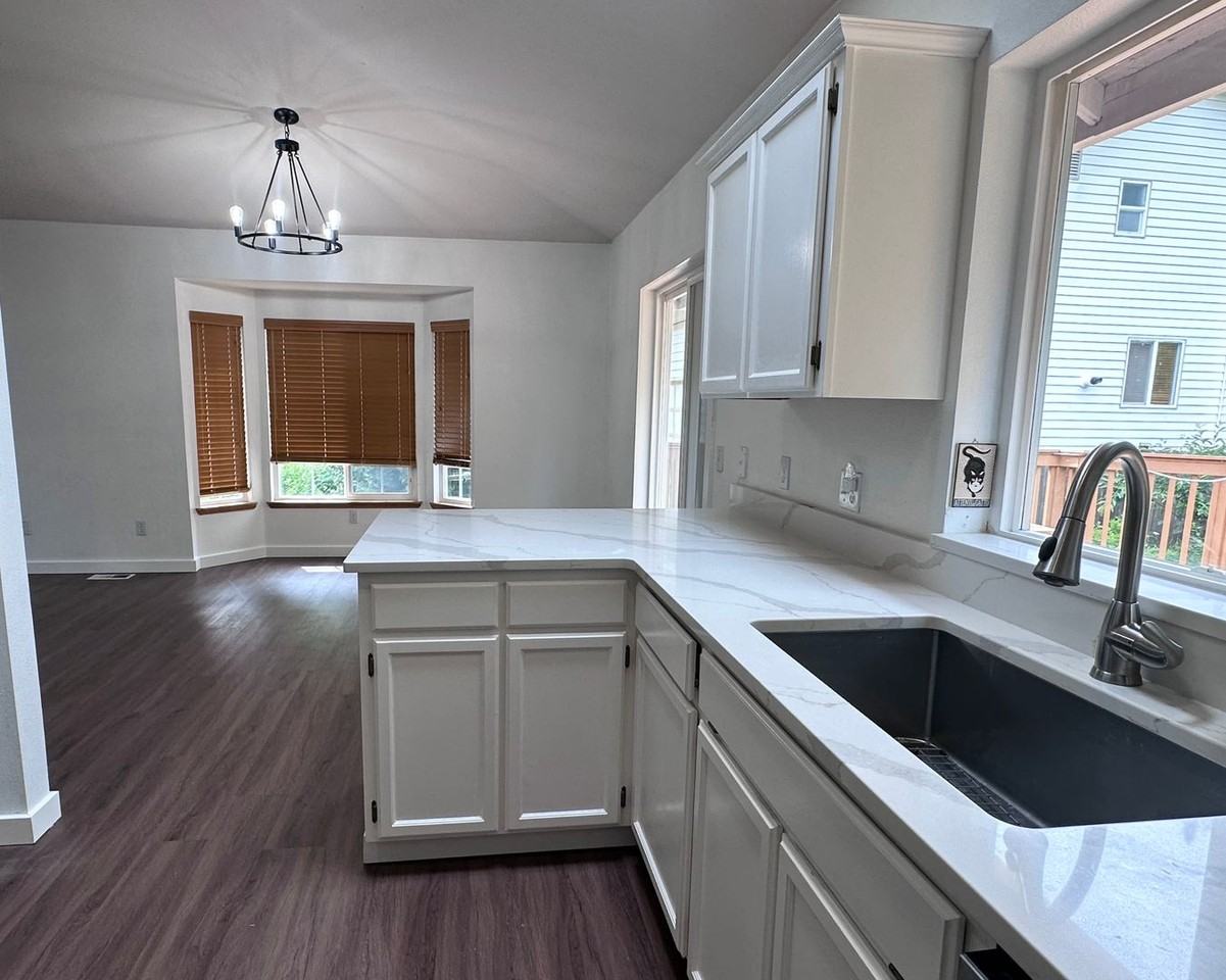 22716 Se 264th Pl - Photo 3 of 21