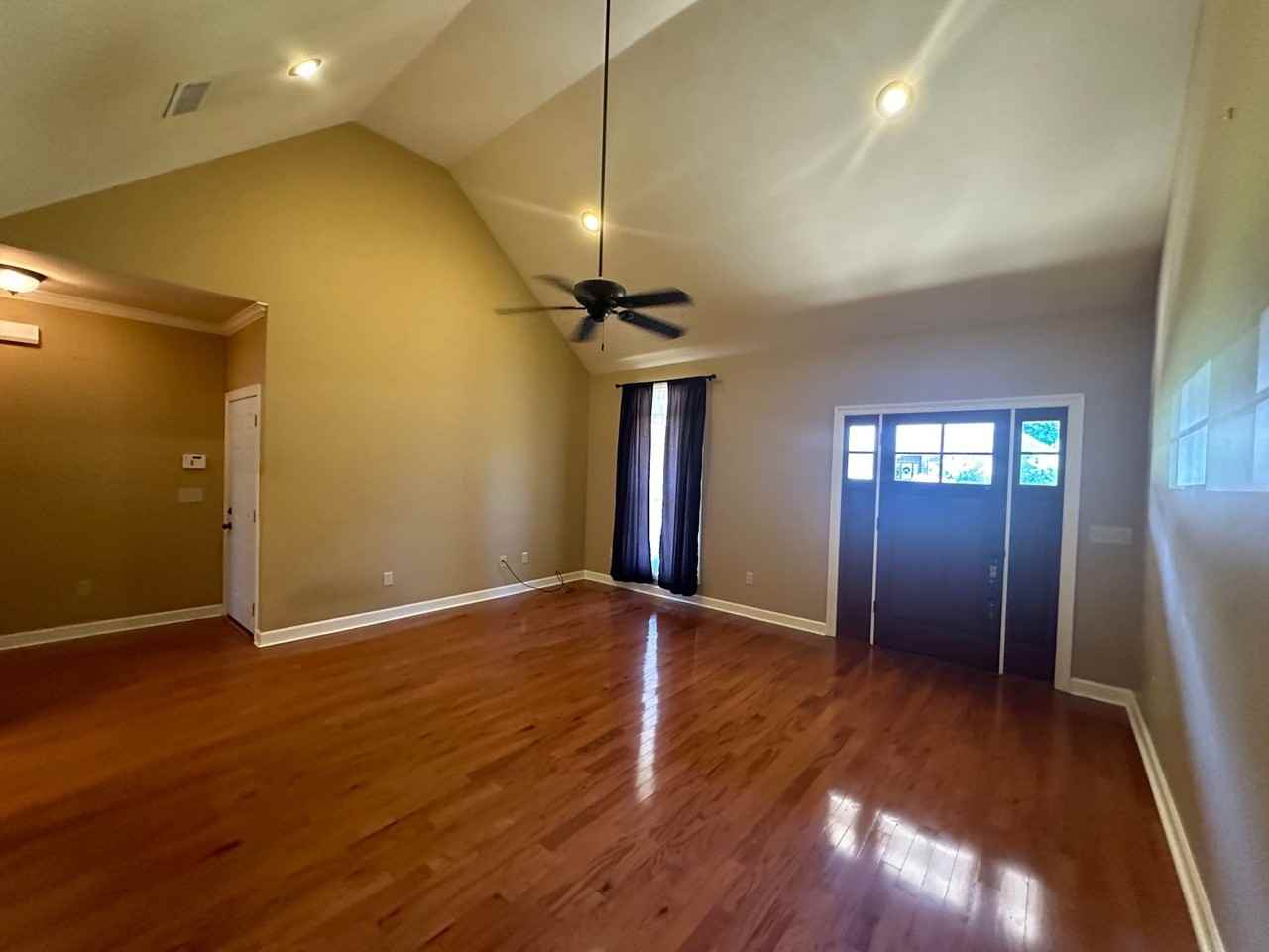 103 Bay Meadows Dr - Photo 2 of 22