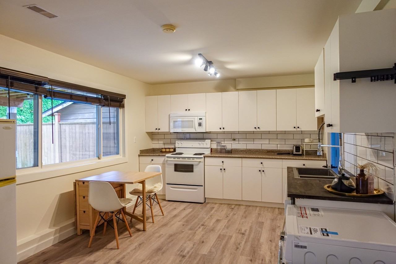 11260 Frigate Court - Photo 3 of 9