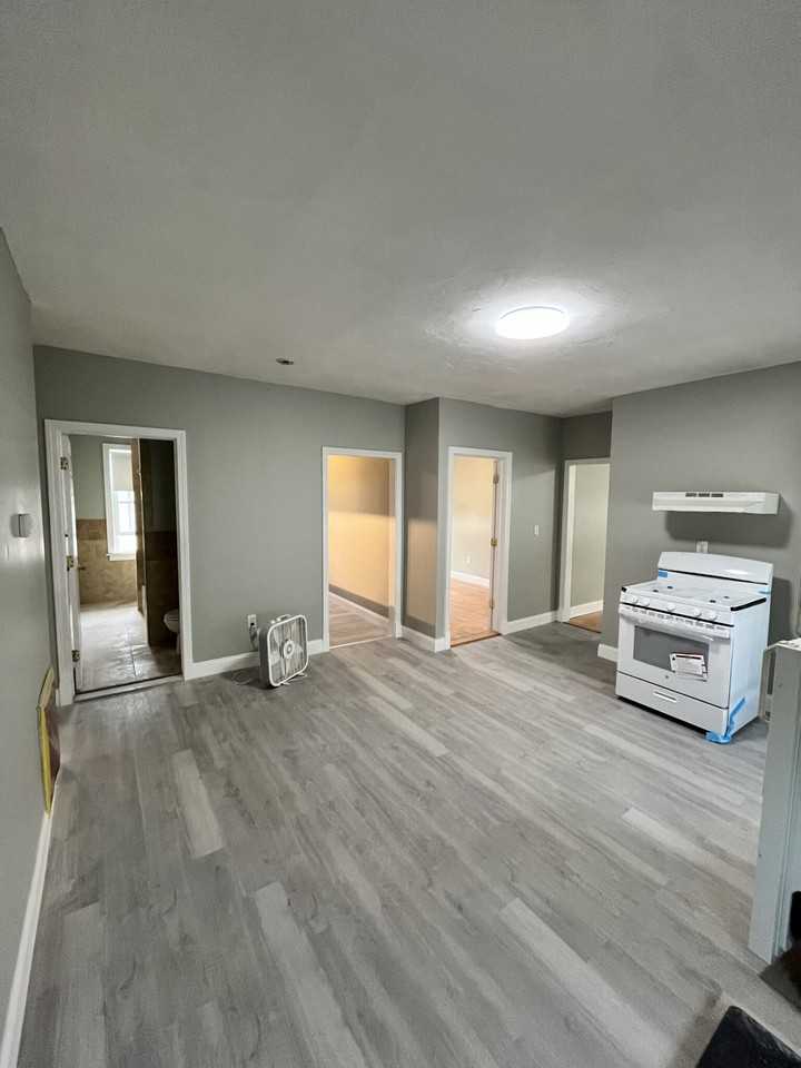 Vale St #3 - Photo 5 of 9