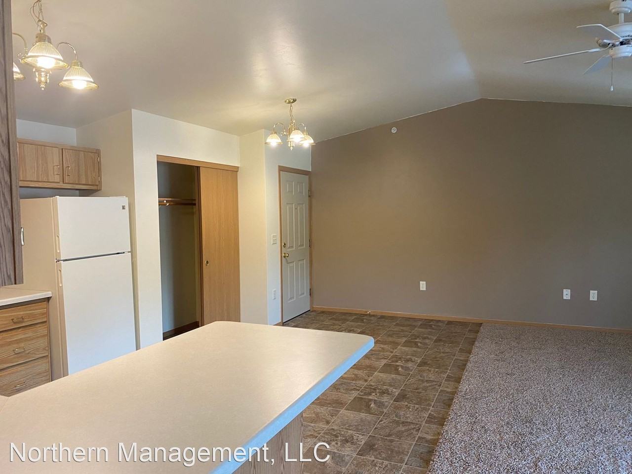 Schindler - Photo 5 of 50